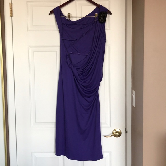 Dress - Picture 2 of 4